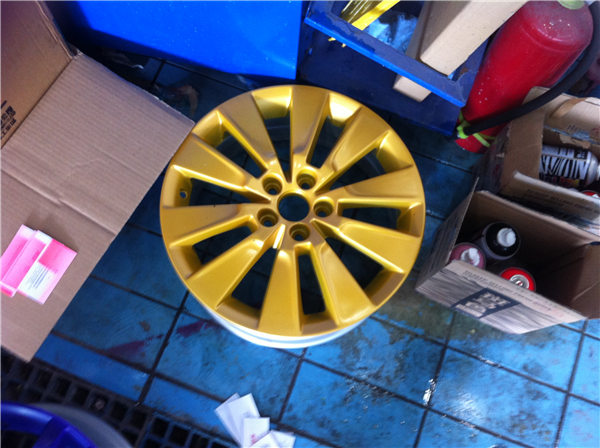輪轂翻新改色修復(fù)前