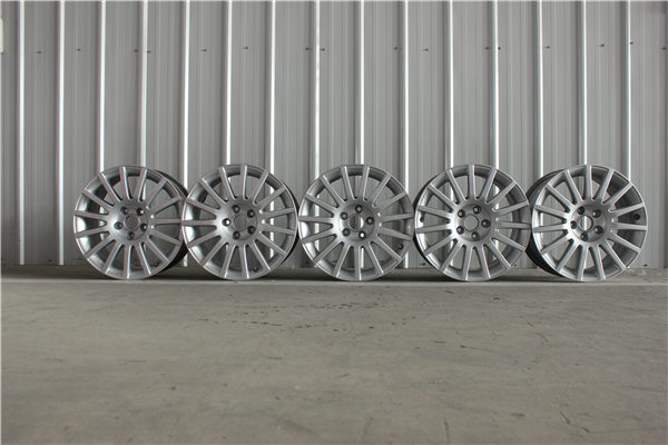 輪轂修復(fù)案例修復(fù)前